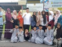 Pelepasan Khafilah MTQ Kecamatan Padang Ganting di Depan Kantor Camat
