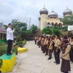 MTsN 13 Tanah Datar Padang Ganting Gelar Aksi Bersih & Apresiasi Siswa Jelang Libur Semester Genap
