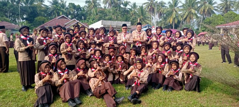Peringatan Hari Lahir Pramuka ke-65 di Kantor Camat Kwarran 03.04.11 Padang