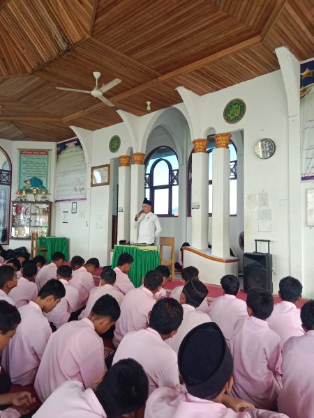Memperingati Maulid Nabi Muhammad SAW MTsN 13 Tanah Datar gelar Muhasabah diri