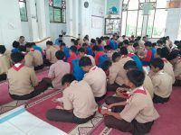 MTsN 13 Tanah Datar Gelar Zikir dan Doa Kebangsaan